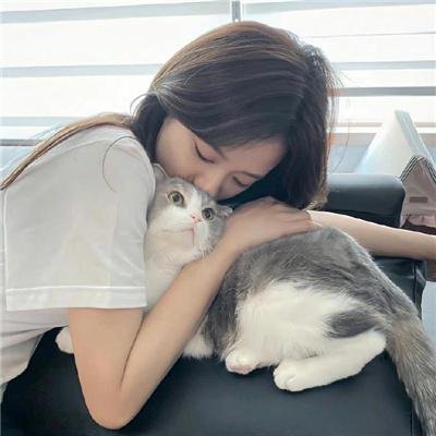 红色谜团